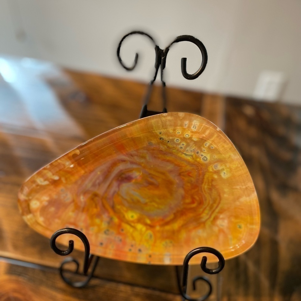 Hand painted glass plate